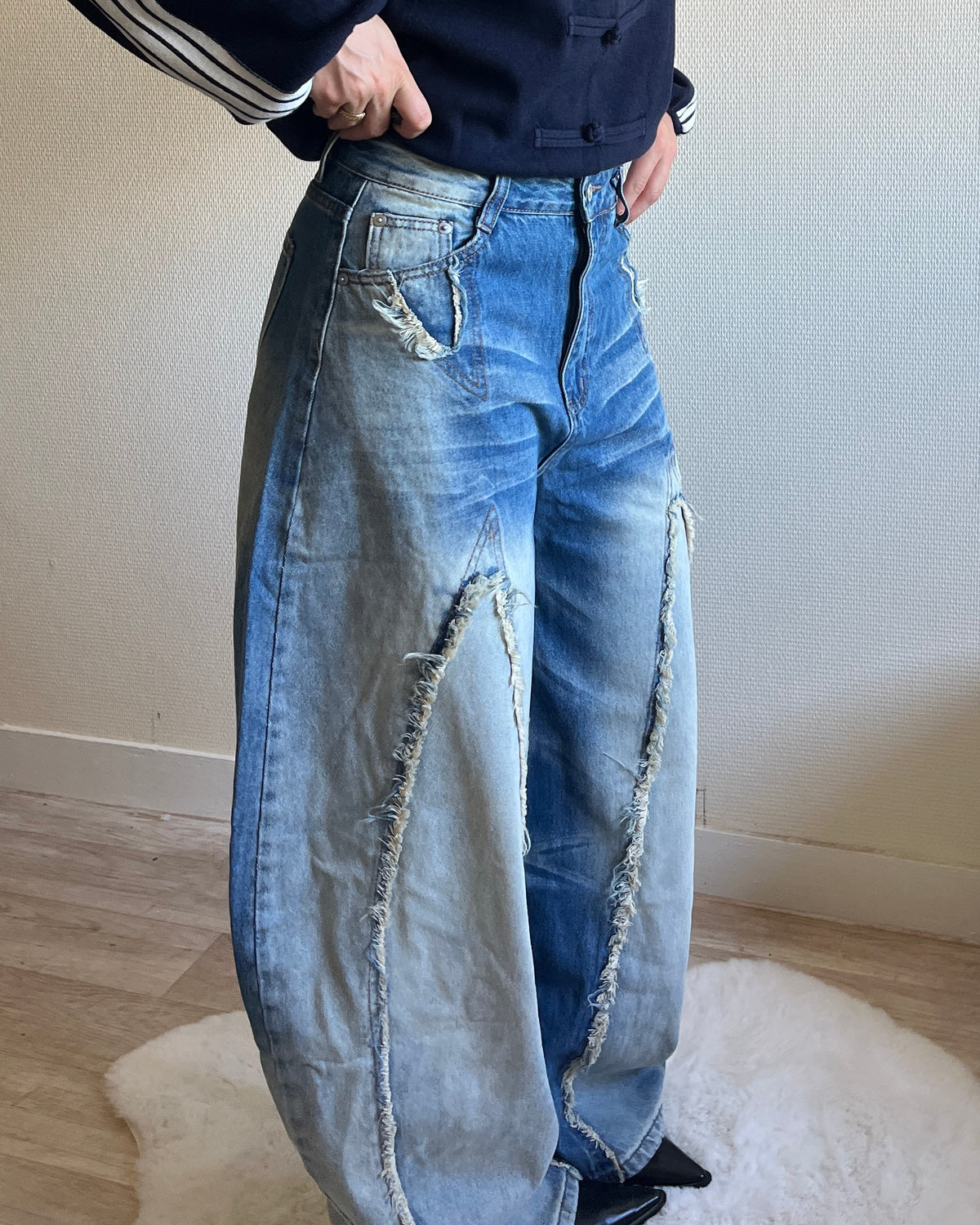 Jean Balloon | Blue Art